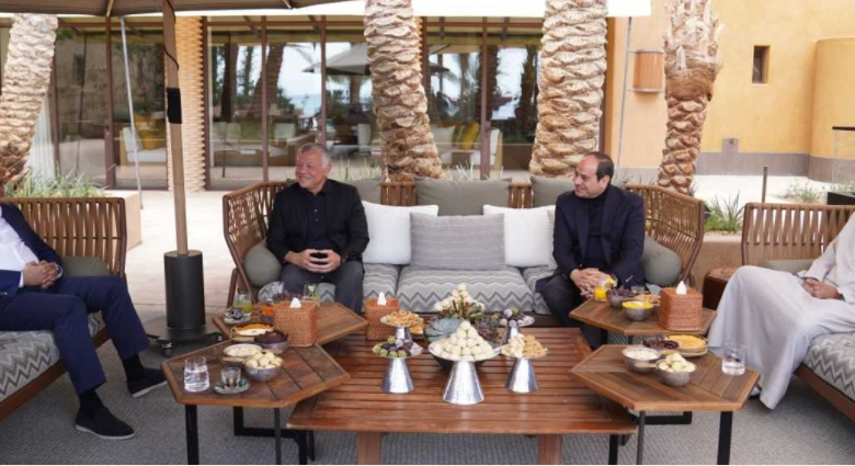 الرئيس السيسي وملك الأردن ومحمد بن زايد والكاظمي