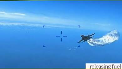 لقطات كاميرا سلاح الجو الأمريكي MQ-9: اعتراض روسي من طراز Su-27 للبحر الأسود - مروحية عازمة على طائرة بدون طيار