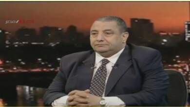 عاطف عبد الغنى الكاتب الصحفى