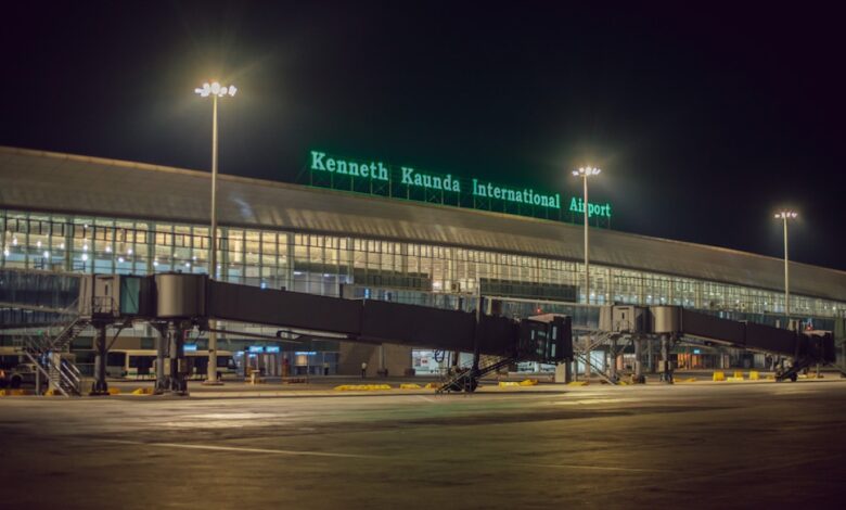 مطار كينيث كاوندا الدولي في لوساكا