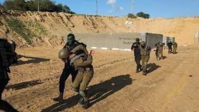 المقاومة الفلسطينية تأسر عدد من جنود قوات الاحتلال الإسرائيلي