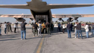 أول طائرة إغاثة أردنية لغزة تصل مطار العريش