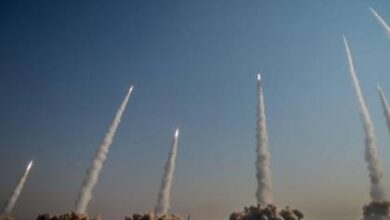 الفصائل الفلسطينية تطلق مئات الصواريخ
