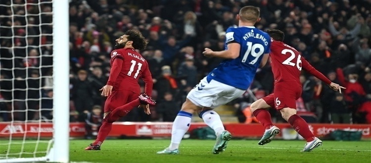 مباراة ليفربول وإيفرتون في بطولة الدوري الإنجليزي