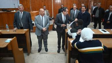 أ.د. ياسر مجدي حتاته رئيس جامعة الفيوم يتفقد الامتحانات