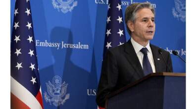 وزير الخارجية الأمريكي أنتوني بلينكن يتحدث خلال مؤتمر صحفي في تل أبيب، الأربعاء، 7 فبراير، 2024.