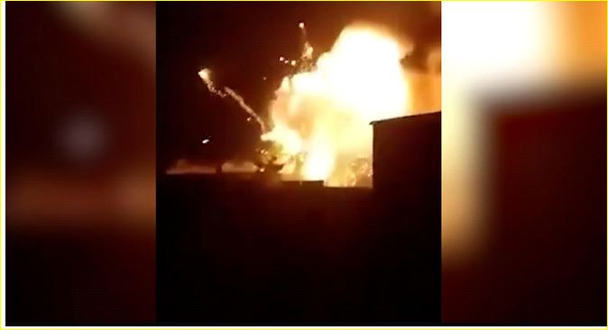انفجارات عقب الهجوم قرب مطار حلب في سوريا