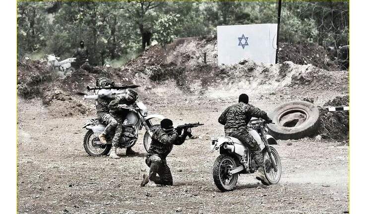 قوات الرضوان خلال مناورة عسكرية على الحدود الشمالية لإسرائيل