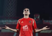 أشرف بن شرقي لاعب الاهلي