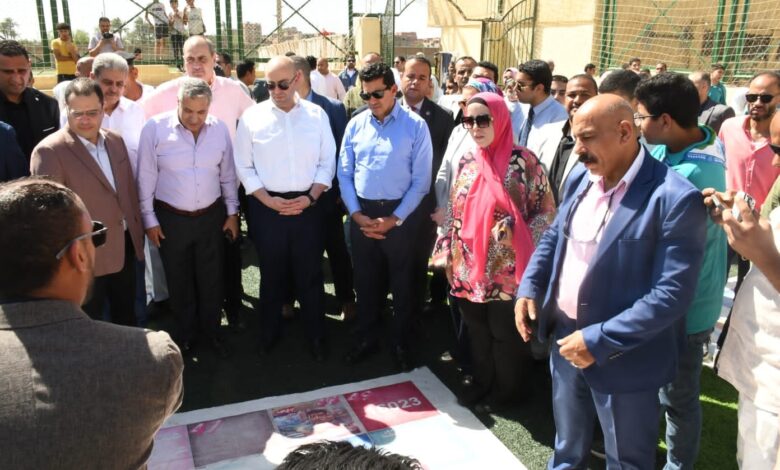 وزير الشباب والرياضة يفتتح حمام سباحة نصف أولمبي وملعب خماسي بمركز شباب مدينة ناصر