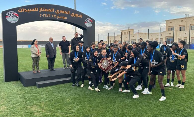 سيدات مسار تحتفلن بالتتويج ببطولة الدورى الممتاز