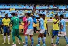 بيراميدز وصن داونز