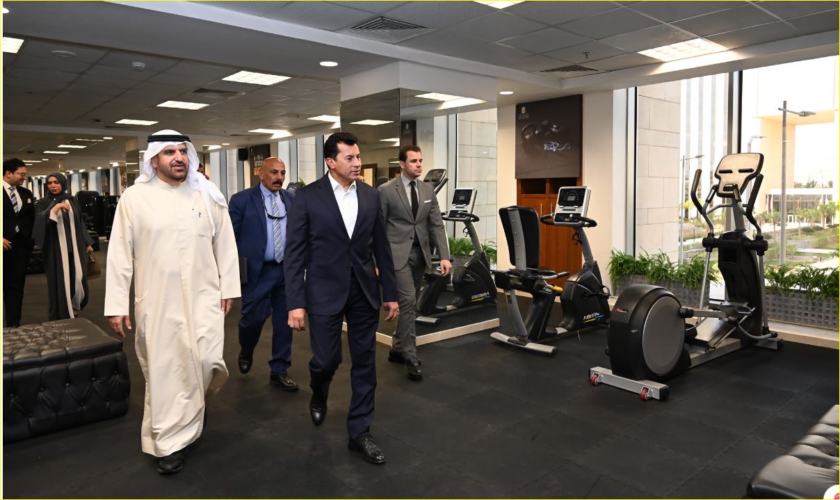 وزير الرياضة ومدير مؤسسة محمد بن راشد آل مكتوم