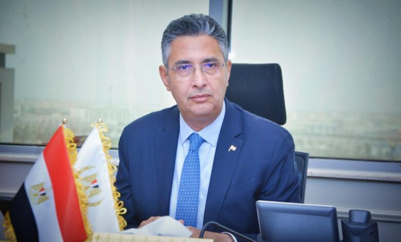 وزير التموين