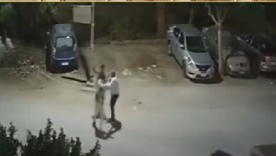 مقتل شخص على يد اثنين