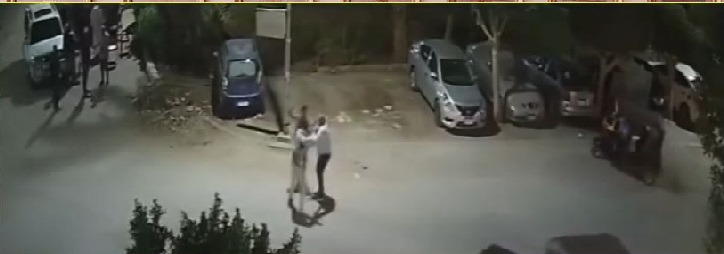 مقتل شخص على يد اثنين