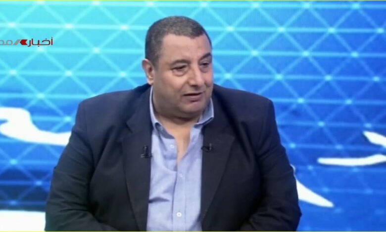 عاطف عبد الغنى الكاتب الصحفى