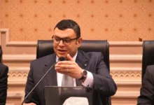 وزير الإسكان