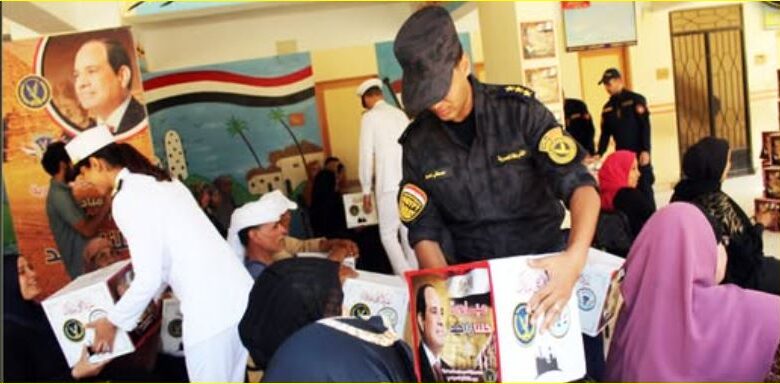 الداخلية توزع عبوات غذائية بالمجان