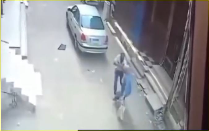 واقعة ضرب سيدة فى الشارع