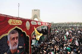 إيران تقيم جنازة رسمية في طهران لقادتها العسكريين والعلماء الذين استشهدوا خلال الصراع مع إسرائيل 