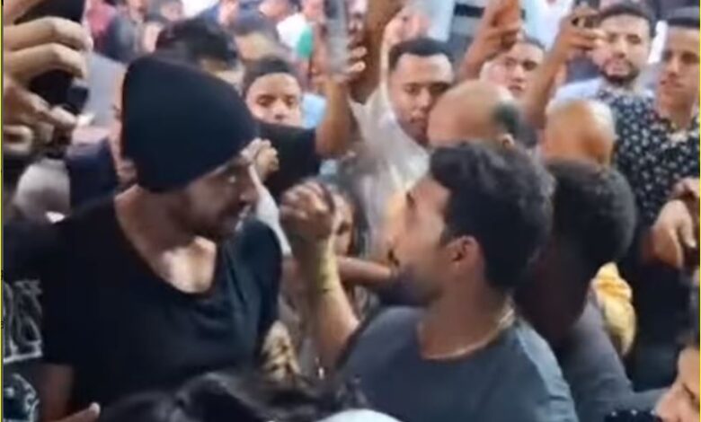 العوضى وسط أهله واصحابه فى عين شمس