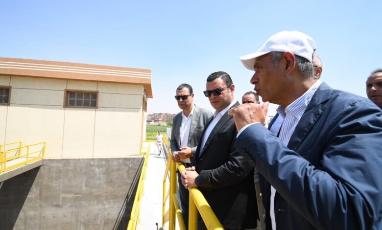 وزير الإسكان ومحافظ القليوبية