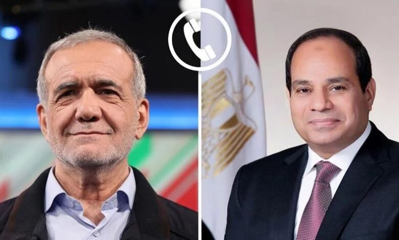 الرئيس عبد الفتاح السيسي ونظيره الإيرانى مسعود بزشكيان
