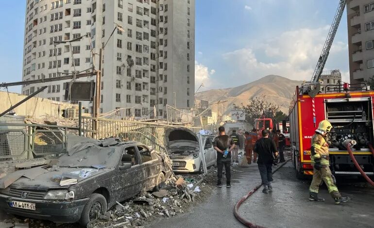 آثار الضربات اسرائيلية على طهران