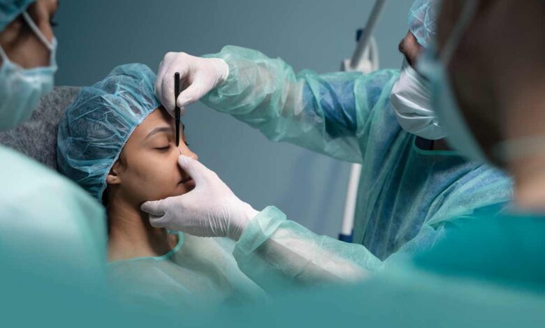 عملية تجميل